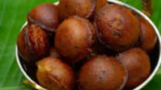 மாலை நேர ஸ்நாக்ஸாக சாப்பிட ருசியான நெய் அப்பம் ஒரு தரம் இப்படி ட்ரை பண்ணி பாருங்க!