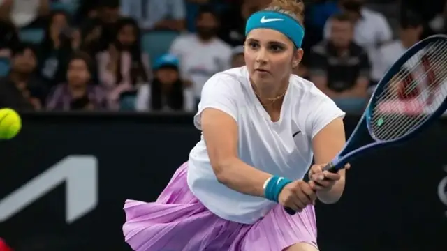Sania Mirza की जीत के जश्न के बाद, फैमिली ने दिया सरप्राइज़