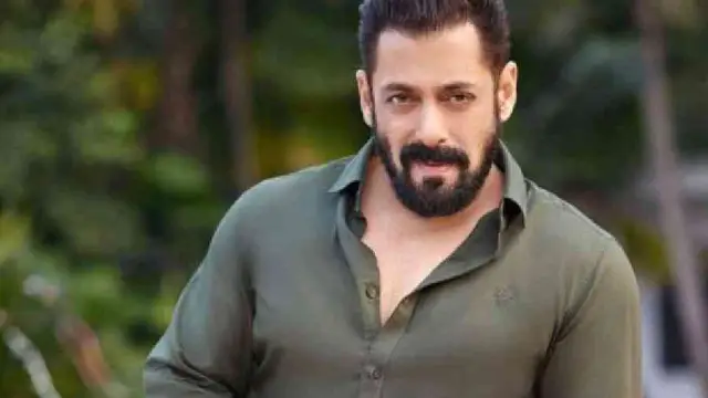 Happy Birthday Salman Khan: असली नाम से लेकर पहली फीस और लकी ब्रेसलेट तक, फिल्मी कहानी से कम नहीं है सलमान की जिंदगी