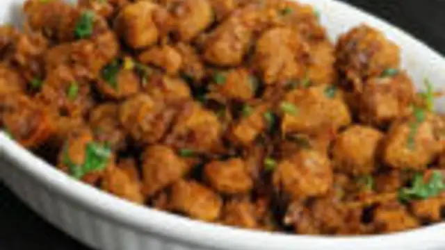 காரசாரமான ருசியில் மீல் மேக்கர் மிளகு வறுவல் இப்படி ஒரு தரம் செஞ்சி பாருங்க!