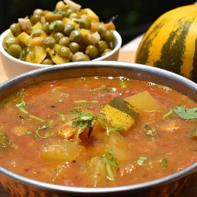 மதிய உணவிற்கு மங்களூர் வெள்ளரிக்காய் சாம்பார் இப்படி ஒரு முறை செய்து சுட சுட சாதத்தில் ஊற்றி சாப்பிட்டு பாருங்கள் ருசியாக இருக்கும்!! 