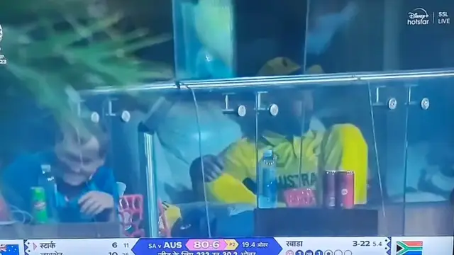 மைதானத்திற்குள் சிகரெட் பிடித்து விதியை மீறி செயல்பட்டாரா மேக்ஸ்வெல்.? எதிர்ப்பு தெரிவிக்கும் ரசிகர்கள். இணையத்தில் பரவும் வீடியோ.