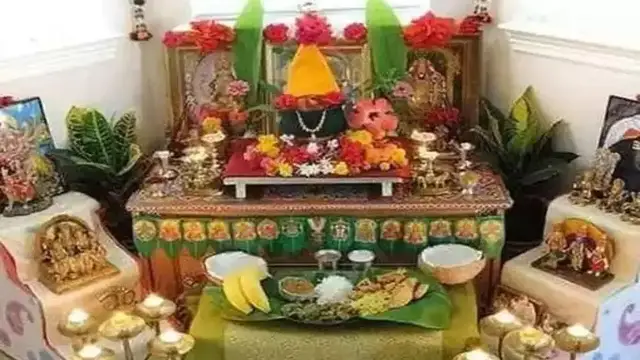 பூஜையறையில் இந்த 7 பொருட்கள் இருந்தால் வெற்றி நிச்சயம்!