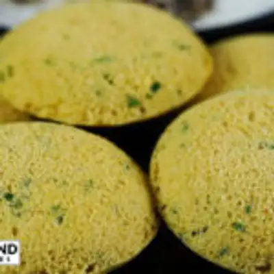 பஞ்சு போன்ற மென்மையான கடலை மாவு இட்லி இப்படி செய்து பாருங்க ? இதன் ருசியே தனி தான்!