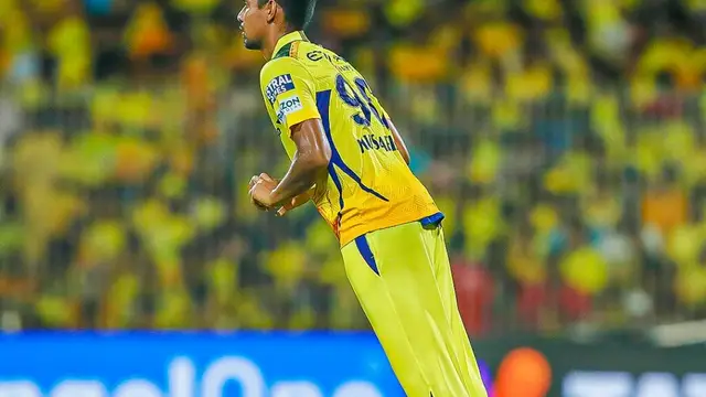 IPL 2024 के बीच CSK को लग रहे हैं झटके पे झटके, 3 विदेशी खिलाड़ी स्‍वदेश लौटे तो एक हुआ चोटिल