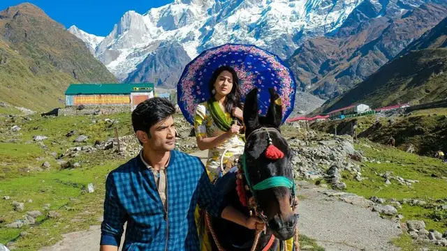 शिव भक्ति में लीन सारा अली खान ने दिखाई केदारनाथ की झलक, वीडियो देखकर दर्शकों को आई सुशांत सिंह राजपूत की याद