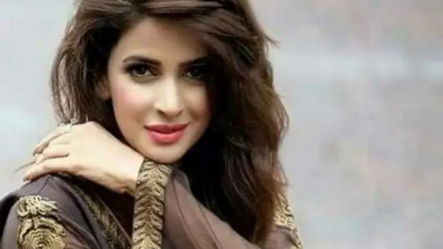 बॉलीवुड अभिनेत्रियों को भी मात देती है इन पाकिस्तानी अदाकारओं की खूबसूरती, एक बन चुकी हैं शाहरुख खान की हिरोइन, देखें तस्वीरें