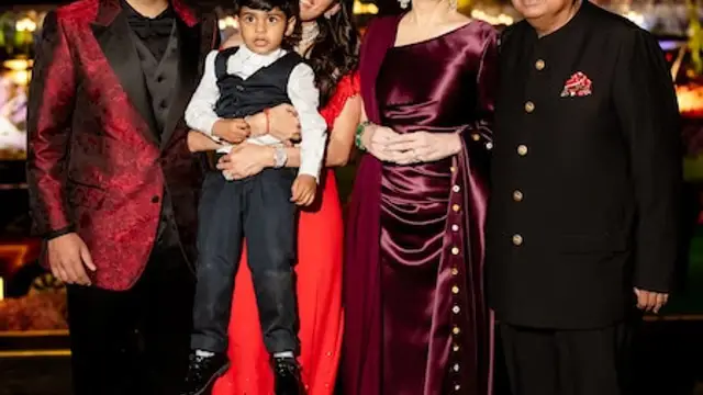 अनंत-राधिका की प्री-वेडिंग बैश में Rihanna ने दिया ऐसा शानदार परफॉरमेंस कि झूम उठा पूरा समा, एयरपोर्ट पर जाते वक्त भी लूट ली Limelight!