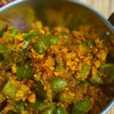 மதிய உணவுக்கு இப்படி ஒரு தரம் குடைமிளகாய் பொரியல் செய்து பாருங்க பின் அடிக்கடி நீங்களே செய்வீங்க!