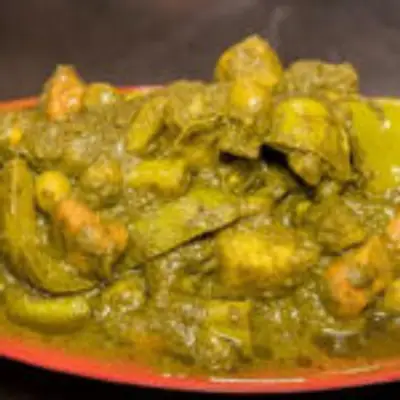 ஹரியாலி வெஜ் கிரேவி இப்படி ஒரு முறை செஞ்சி பாருங்க! இனி சாம்பார்லா மறந்துரூவிங்க!