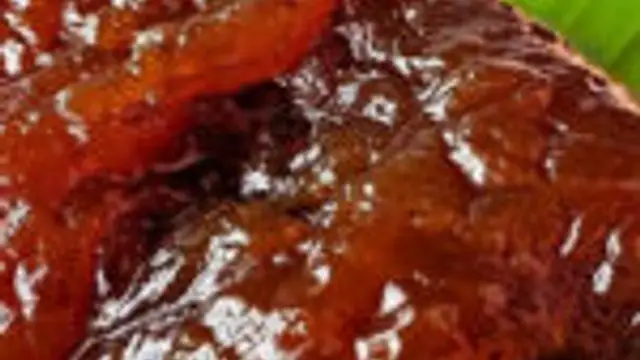 இதுவரைக்கும் யாருமே சாப்பிட்டு பார்க்காத வகையில் ஒரு சூப்பரான கொய்யா அல்வா செய்யலாம்!