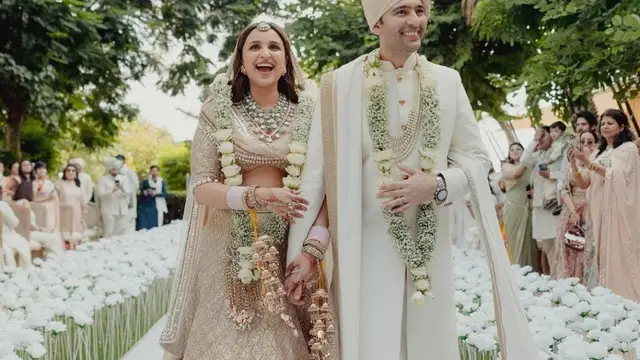 परिणीति चोपड़ा के भाई शिवांग की राघव चड्ढा के साथ ‘मजाक’ हल्दी की unseen तस्वीर में कैद