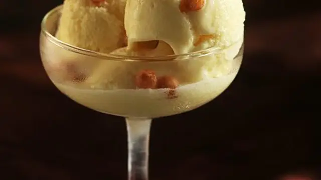 बटर स्कॉच आइसक्रीम की रेसिपी (Butterscotch Ice Cream Recipe)