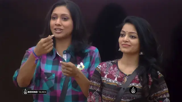Janani & RJ Vaishnavi