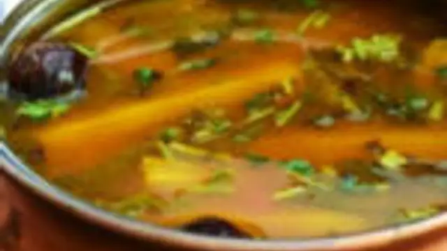 ஆரோக்கியம் நிறைந்த முருங்கை ரசம் இப்படி ஒரு தரம் ட்ரை பண்ணி பாருங்க! ஒரு தட்டு சோறும் காலியாகும்!