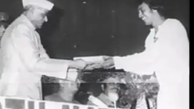 100 करोड़ की रेस के असली खिलाड़ी हैं मिथुन चक्रवर्ती, नहीं देखी होंगी ये 35 तस्वीरें, फैंस भी कहेंगे- ये तो बिल्कुल…