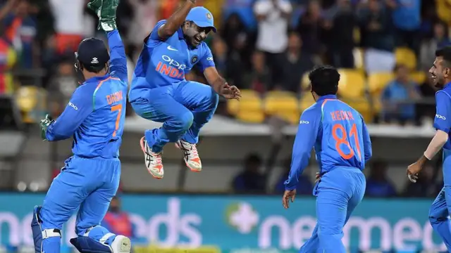 ஒரே ஒருவர் முடிவு செய்யுமாறு இருந்தால் எதற்கு 5 பேர் கொண்ட குழு – ராயுடுவை விளாசிய இந்திய அணியின் முன்னாள் தேர்வாளர்.