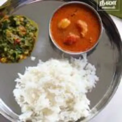 சுட சுட சோறுடன் ஊற்றி சாப்பிட ருசியான பூண்டு குழம்பு இப்படி செய்து பாருங்க! இதன் ருசியே தனி!