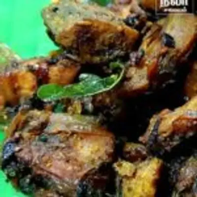 ருசியான கேரளா பச்சை வாழைக்காய் மிளகு வறுவல் இப்படி ஒரு தரம் செஞ்சி பாருங்க!