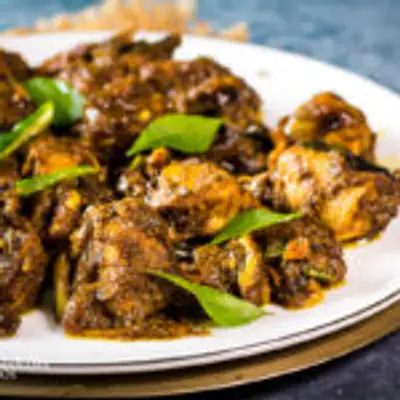 காரைக்குடி பெப்பர் சிக்கன் இப்படி செய்து பாருங்க! சுட சுட சோறுடன் சாப்பிட பக்காவான ரெசிபி!