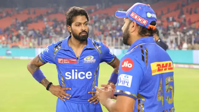 இதை எல்லாம் அவங்க அப்போவே சரி செஞ்சி இருக்கணும். அவங்க தான் பணம் போடுறாங்க – மும்பை அணி நிர்வாகத்தை விமர்சித்த ரவி சாஸ்திரி