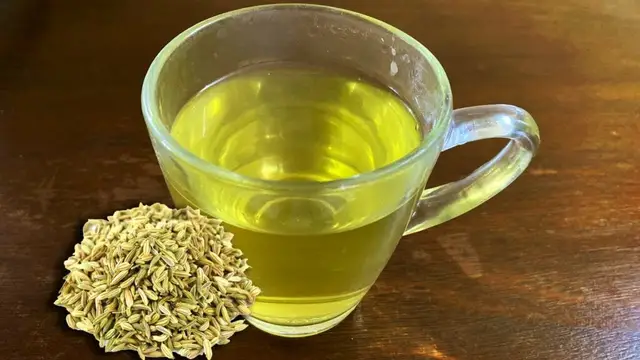 உடலில் அதிசயத்தை நிகழ்த்தும் சோம்பு தண்ணீர்! சோம்பு தண்ணீரில் எவ்வளவு நன்மைகள் இருக்கு தெரியுமா?