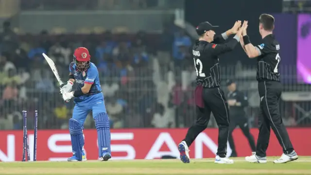 தொடர்ந்து நான்கு வெற்றிகளை பதிவு செய்தது நியுசிலாந்து அணி. ஆப்கானிஸ்தான் அணியை எளிதாக வென்றது.