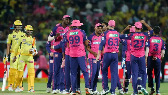 தோனியிடம் இருந்தது சஞ்சு சாம்சனிடமும் இருக்கிறது – இந்திய அணியின் முன்னாள் பயிற்சியாளர் ரவி சாஸ்திரி.