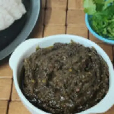 கொத்துமல்லி  தக்காளி தொக்கை ரொம்ப வித்தியாசமான சுவையில் இப்படி செஞ்சு பாருங்க சுவை அட்டகாசமா இருக்கும்!