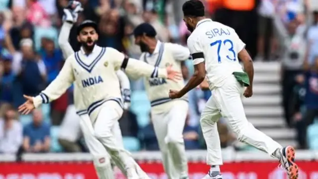 நான் கேப்டனாக இருந்தால் இதை செய்திருக்க மாட்டேன் – ரோஹித் சர்மாவின் 2 முக்கிய முடிவுகளை விமர்சித்த கங்குலி.