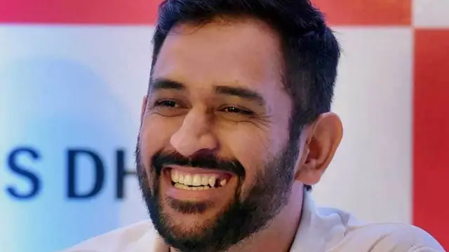 इंजमाम-उल-हक के साथ दौड़ने की संभावना पर एमएस धोनी का करारा जवाब; सीएसके में अपनी -1 मिनट की टीम मीटिंग पर बोलते हैं