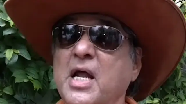 वीर दास पर भड़के मुकेश खन्ना, बोले- ‘मुंह काला कर गधे पर बैठाकर घुमाना चाहिए’