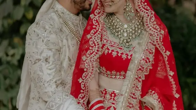 शादी के बंधन में बंधे Abhishek Pathak और Shivaleeka Oberoi, शेयर की शादी की पहली तस्वीरें