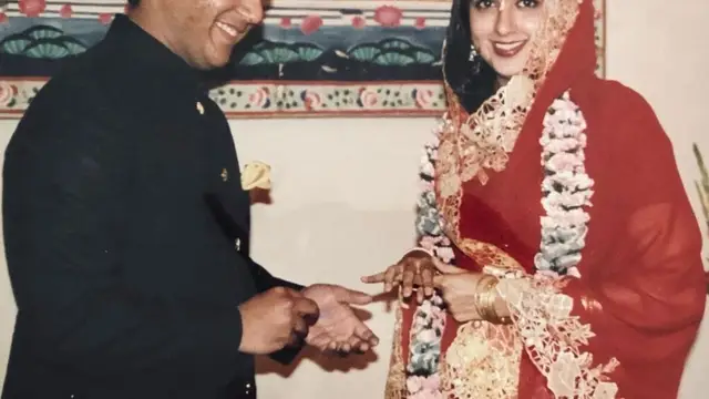 मिलिए दुनिया के सबसे बड़े घर की महारानी राधिका राजे से जो जीती है आम इंसान की तरह जिंदगी