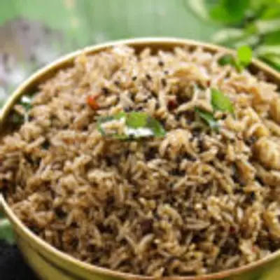 வாரம் ஒரு முறை ருசியான இந்த எள்ளு சாதம் இனி இப்படி செய்து பாருங்க! ஒரு தட்டு சாதமும் காலியாகும்!