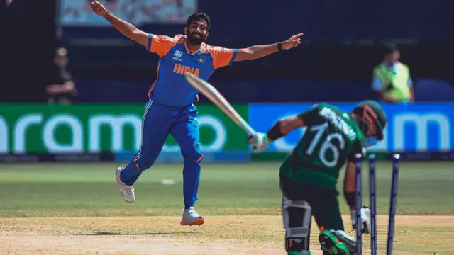IND vs PAK: भारत से मैच हारने पर फूट-फूटकर रोने लगा PAK क्रिकेटर, रोहित शर्मा ने दिया सहारा