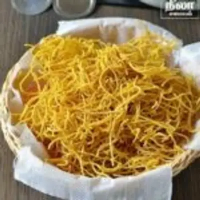 காரசாரமான சுவையில் சாத்தூர் ஓமப்பொடி இப்படி செஞ்சி பாருங்க!