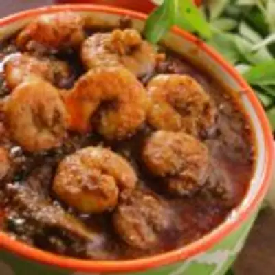 வீட்டிலேயே சுவையான இறால் கிரேவி செய்யலாம் வாருங்கள்.