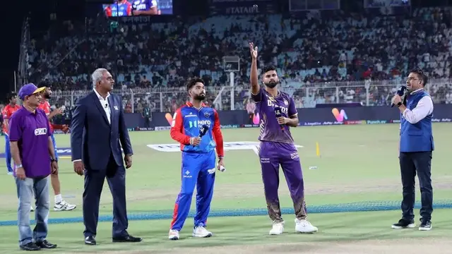 கங்குலிக்கே புரியவில்லை என்றால் யாருக்குத்தான் புரியும் – முன்னாள் வீரர் கவலை பதிவு.