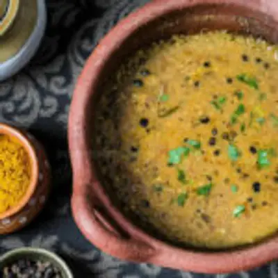 காரசாரமான வேப்பம் பூ கார குழம்பு செய்வது எப்படி ?
