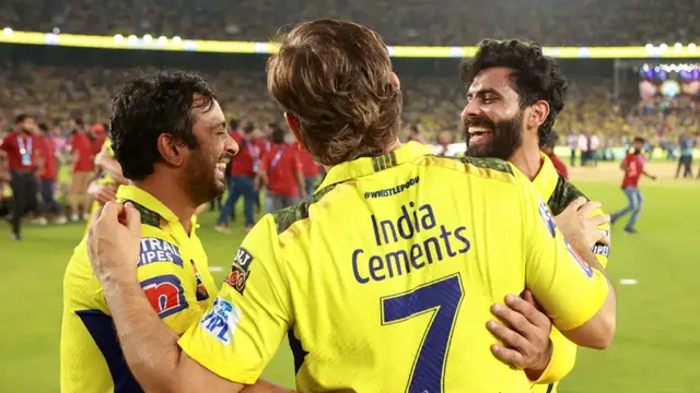 ஐபிஎல் 2023ல் CSKவின் நம்பமுடியாத வெற்றியை பார்த்து புகழ்ந்து தள்ளும் கிரிக்கெட் ஜாம்பவான்கள் – வைரலாகும் ட்விட் பதிவுகள் இதோ!
