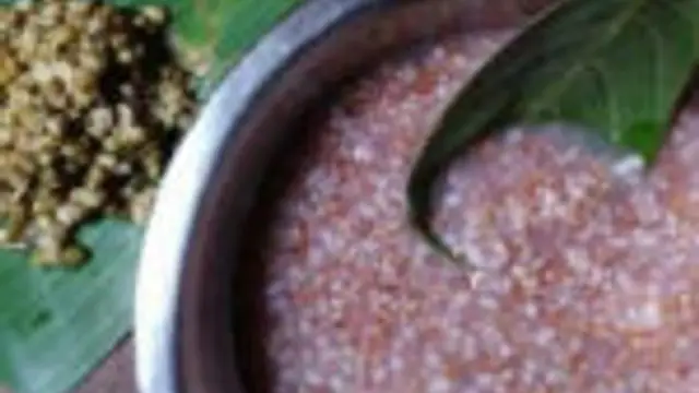 ஏராளமான சத்துக்கள் நிறைந்துள்ள கருப்பு உளுந்து கவுனி அரிசி கஞ்சி இப்படி ஒரு தரம் செய்து பாருங்க!