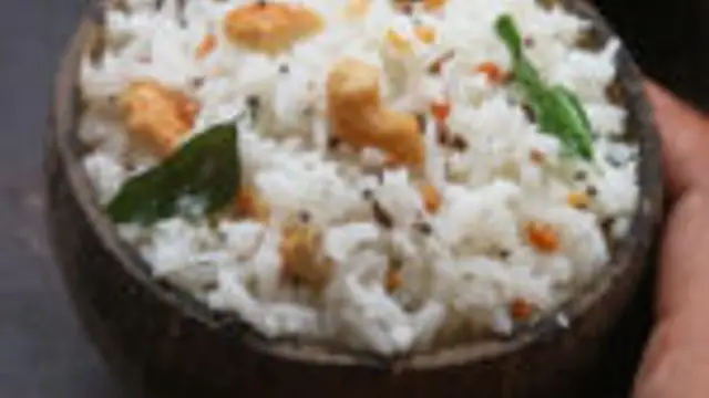 தேங்காய் சாதம் ரெசிபி இந்த மாதிரி ஒரு தடவை செஞ்சு பாருங்க குழந்தைகளுக்கு ரொம்ப பிடிக்கும்!!