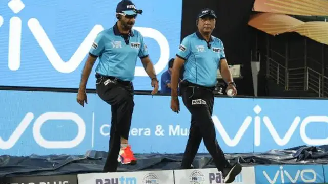 ஐபிஎல் போட்டிகளில் அம்பயராக இருப்பவர்களுக்கு எவ்வளவு சம்பளம் தெரியுமா?