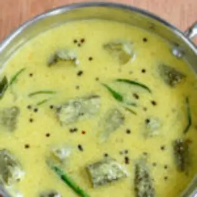 கிராமத்து ஸ்டைலில் வெண்டைககாய் மோர் குழம்பு  ஓரு தரம் செய்து பாருங்க! ஒரு சொட்டு குழம்பு கூட மிச்சமாகாது!