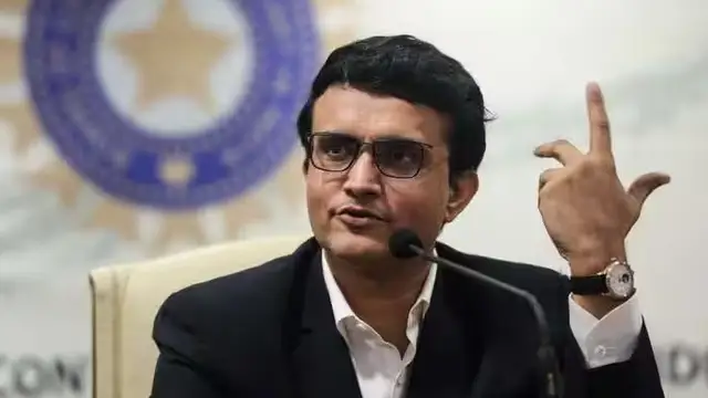 இந்த இருவரில் யார் T20 உலகக்கோப்பையில் கேப்டனாக இருக்க வேண்டும்?? – கங்குலி அளித்த நச் பதில்.