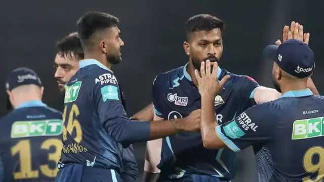 பாரம்பரிய உடையில் வந்த ப்ரீத்தி ஜிந்தா, தோல்விக்கு பிறகும் ரசிகர்களுக்காக செய்த செயல் – வீடியோ உள்ளே.