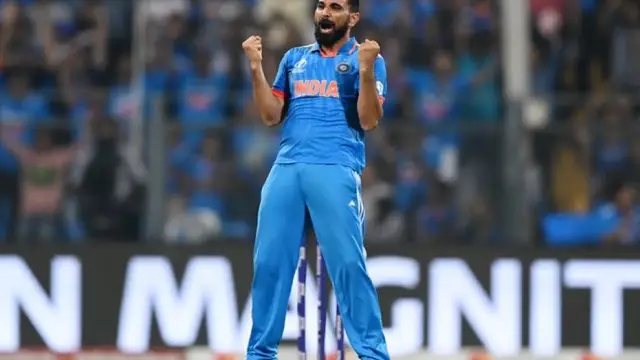 IND vs AUS: अभी नहीं तो कभी नहीं…मोहम्मद शमी के लिए बॉर्डर पार से उठी आवाज, वापसी पर फंसा पेंच