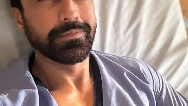 धमाल फिल्म के बमन का बदला 17 साल में पूरा लुक, जावेद जाफरी के साथ आशीष चौधरी को देख फैंस को पहचानना हुआ मुश्किल