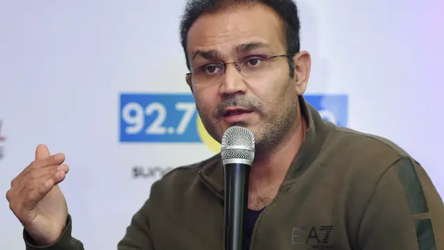 “ரோஹித் ஷர்மா அவ்வாறு செய்திருக்க கூடாது” ரோஹித் ஷர்மாவின் கேப்டன்சியை விமர்சித்த வீரேந்திர சேவாக்.